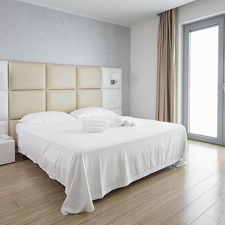 Hotel Al Veliero Pontevico エクステリア 写真